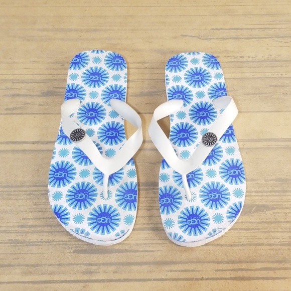 ***SOLD***Ugg Flip Flops Womens - Picture 3 of 8